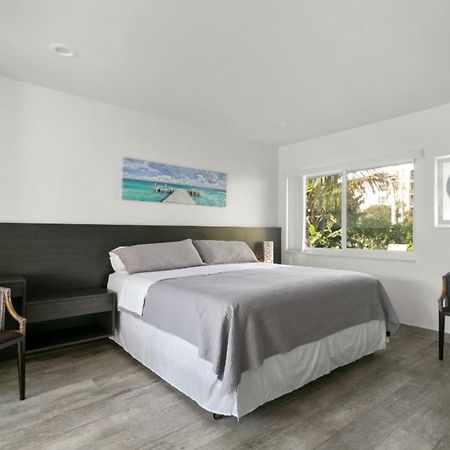 Elizabeth House Inn Deerfield Beach Bagian luar foto