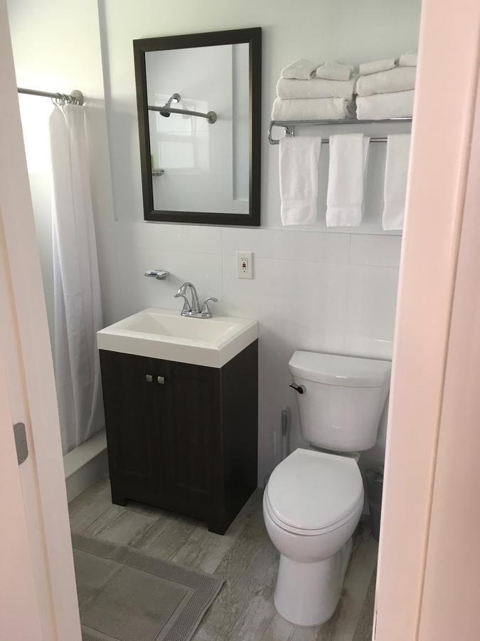 Elizabeth House Inn Deerfield Beach Bagian luar foto